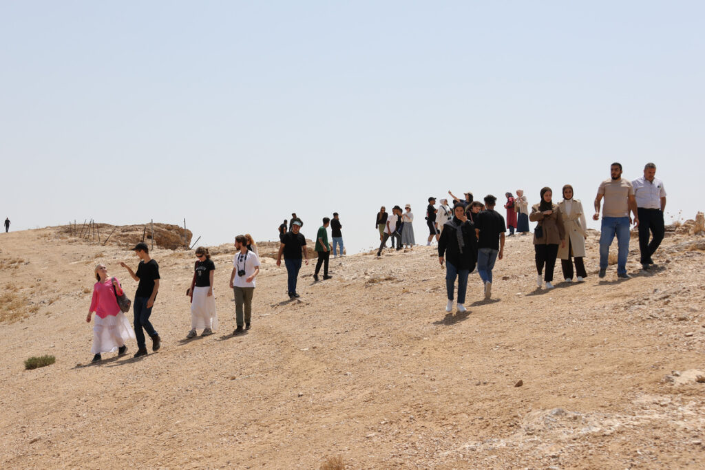 Volunteer with Jordanian Refugees Summer 2026