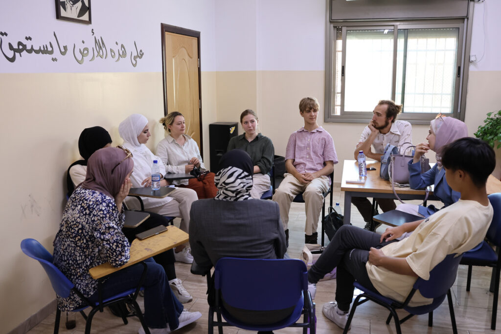 Volunteer Programs for English Speakers in Jordan